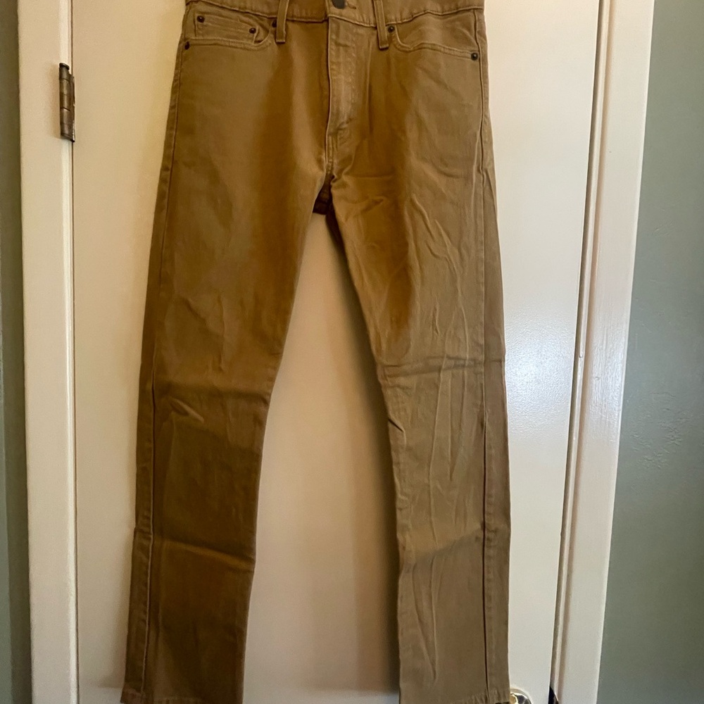 listing-status-banner